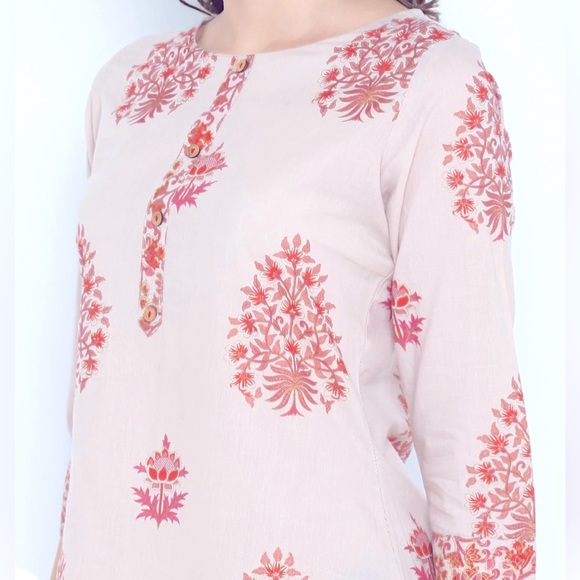 Beautiful cotton Suit-Dupatta in Size M, light pink colour, perfect for summer - Picture 3 of 9